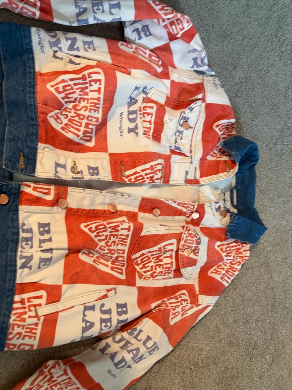 Wrangler Blue and White Denim Jacket with Snap Closure